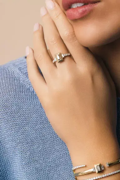 YEPREM Diamond Baguette Center Ring | Thumbnail 3