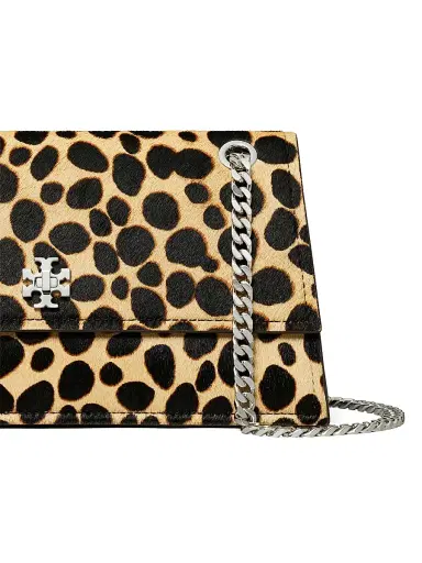 Tory Burch Women's Kira Leopard-Print Calf Hair Crossbody Bag | Thumbnail 4 Tory Burch Women's Kira Leopard-Print Calf Hair Crossbody Bag | Thumbnail 4