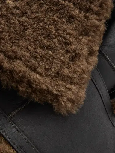 MR P. Shearling Scarf - Men | Thumbnail 3 MR P. Shearling Scarf - Men | Thumbnail 3