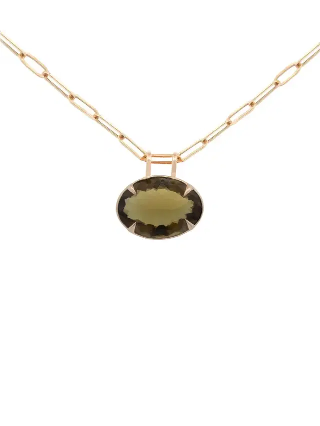 28,80ct. Olive Quartz 18K Gold Pendant