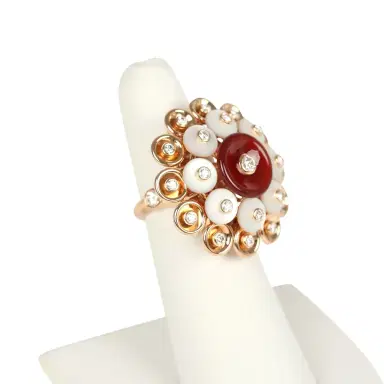 Van Cleef & Arpels Van Cleef & Arpels Bouton D’or Ring Carnelian, Mother Of Pearl 18K Rose Gold Hardware & Diamonds | Thumbnail 6 Van Cleef & Arpels Van Cleef & Arpels Bouton D’or Ring Carnelian, Mother Of Pearl 18K Rose Gold Hardware & Diamonds | Thumbnail 6