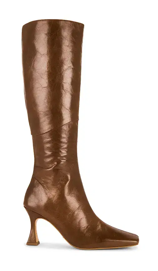 Fantasy Boot