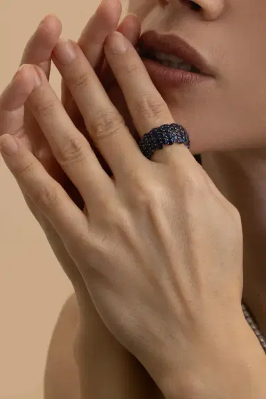 ANDREOLI Blue Sapphire Stretch Ring | Thumbnail 3