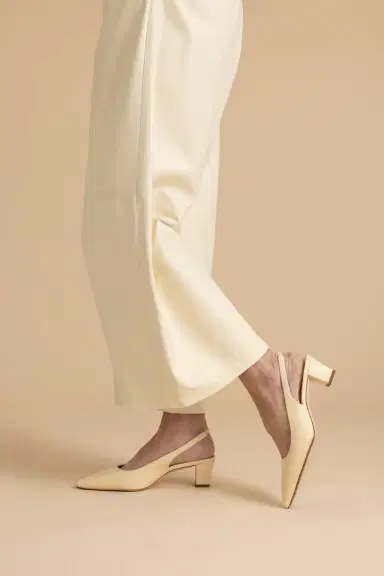 Manolo Blahnik Teutamospla Slingback Pump | Thumbnail 3