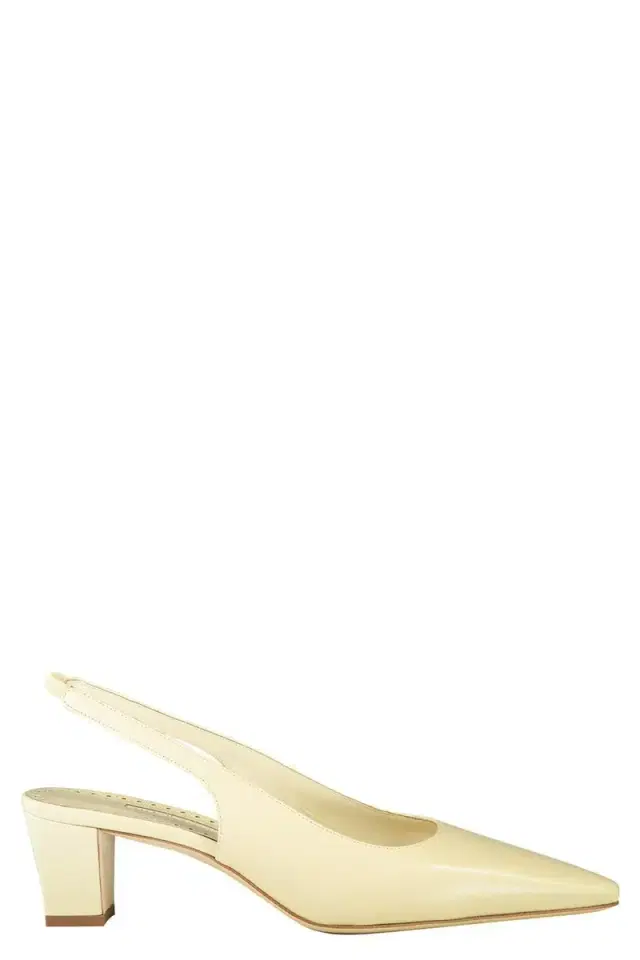 Manolo Blahnik Teutamospla Slingback Pump