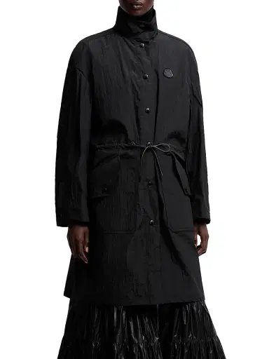 Moncler Genius Women's Moncler x EE72 by Edward Enninful Prapiroon Puffer Jacket - Black | Thumbnail 2