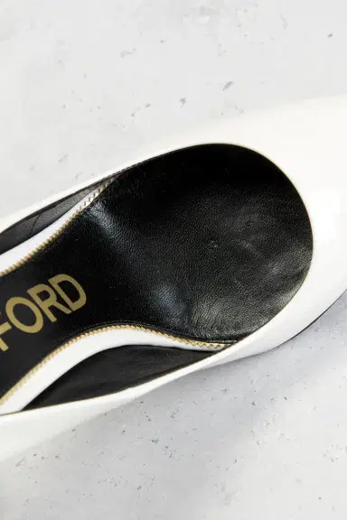 Tom Ford TOM FORD Patent Leather Chain Pump 105 | Thumbnail 7 Tom Ford TOM FORD Patent Leather Chain Pump 105 | Thumbnail 7