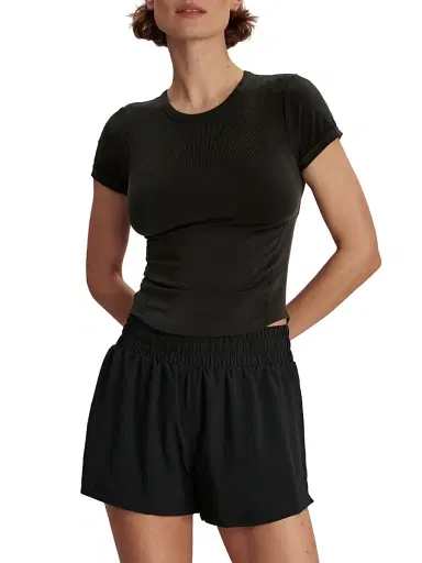 Varley Women's Casper Seamless Crewneck T-Shirt - Black - Size Small | Thumbnail 4 Varley Women's Casper Seamless Crewneck T-Shirt - Black - Size Small | Thumbnail 4