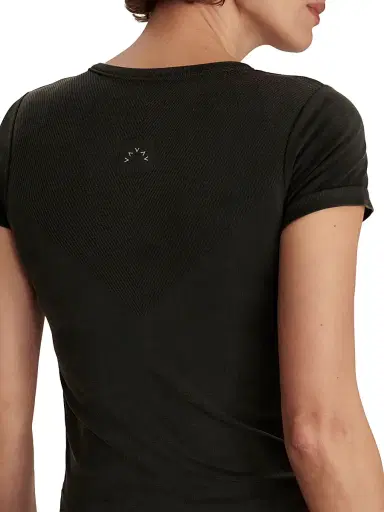 Varley Women's Casper Seamless Crewneck T-Shirt - Black - Size Small | Thumbnail 8 Varley Women's Casper Seamless Crewneck T-Shirt - Black - Size Small | Thumbnail 8