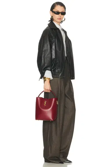 Saint Laurent Le 37 Bucket Bag | Thumbnail 2