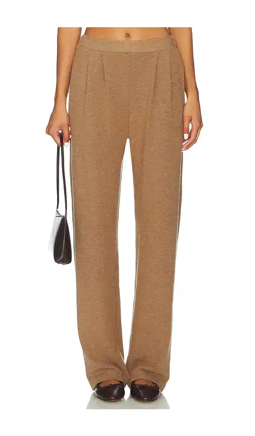 Eliya Pant