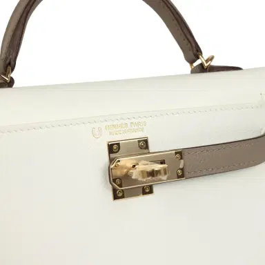 HERMÈS Hermes Special Order (HSS) Kelly Sellier 20 White and Gris Asphalte Epsom Permabrass Hardware | Thumbnail 7