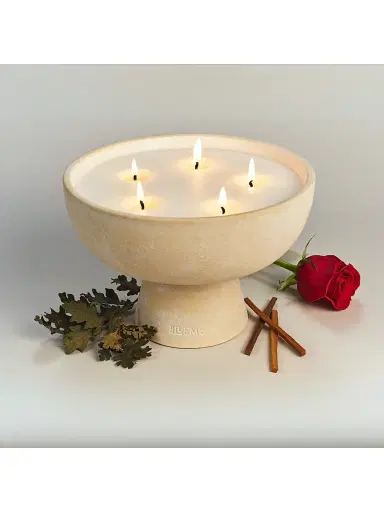 Blueme Romance Oakmoss & Sandalwood Ceramic Candle Giant | Thumbnail 7 Blueme Romance Oakmoss & Sandalwood Ceramic Candle Giant | Thumbnail 7