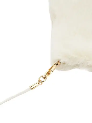 Max Mara Women's Mittens in Alpaca and Wool Teddy Fabric - Optical White - Size Medium | Thumbnail 4 Max Mara Women's Mittens in Alpaca and Wool Teddy Fabric - Optical White - Size Medium | Thumbnail 4