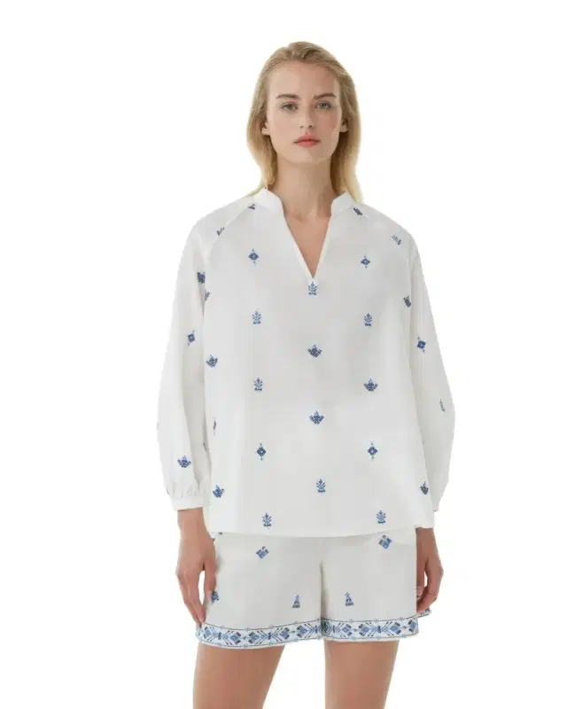 Ilizia Shirt with Astragal Embroidery