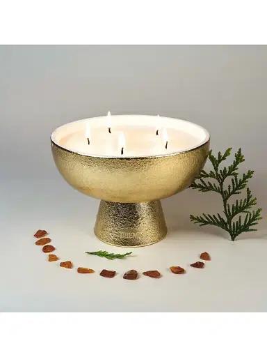 Blueme Festive Noble Fir & Amber Ceramic Candle | Thumbnail 4 Blueme Festive Noble Fir & Amber Ceramic Candle | Thumbnail 4