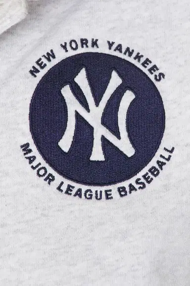 Sporty & Rich X NY Yankees World Series Polo Sweater | Thumbnail 6