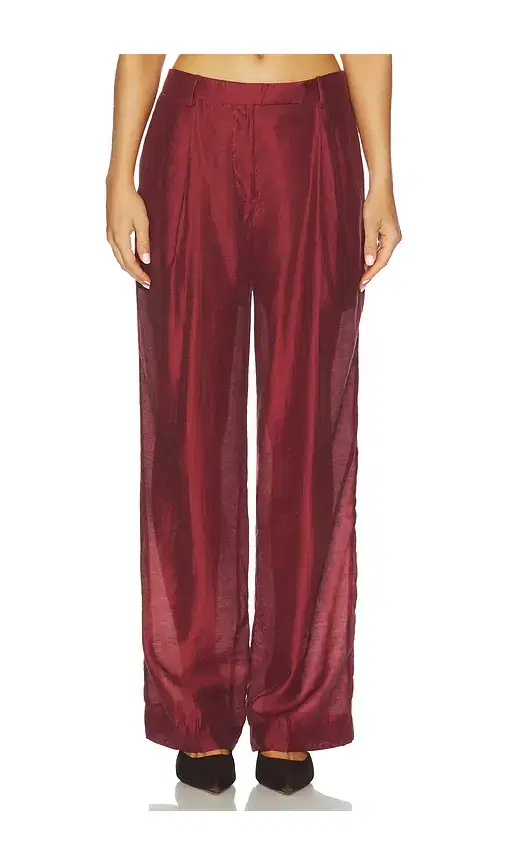 L'Academie Liya Pant