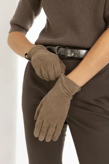 Brunello Cucinelli Pull On Gloves | Thumbnail 4