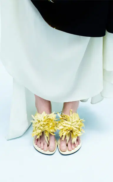 Proenza Schouler Tee Flower-Detailed Satin Thong Sandals | Thumbnail 4