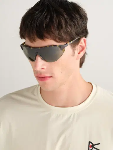 District Vision Yukinori Range Finder D-Frame Tortoiseshell Acetate Wrap-Around Sunglasses - Men | Thumbnail 2
