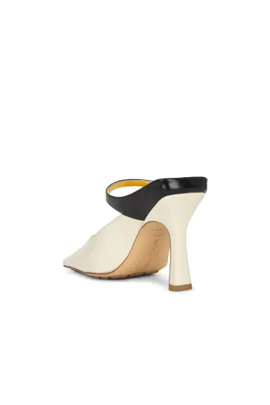 Bottega Veneta Mule Pump | Thumbnail 3 Bottega Veneta Mule Pump | Thumbnail 3