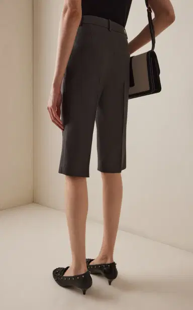 Khaite Raelle Tailored Wool-Silk Cady Shorts | Thumbnail 5
