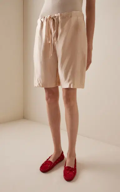Khaite Rohe Satin Shorts | Thumbnail 3