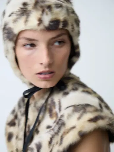 Aknvas The fur collar in light faux lynx | Thumbnail 4