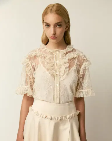 Aknvas The Kyra lace top | Thumbnail 4