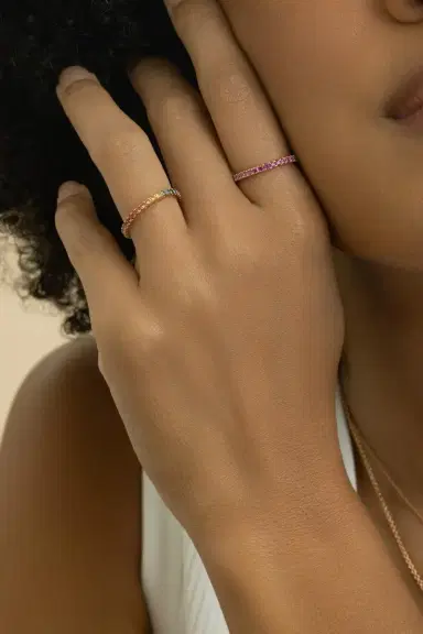 LISA NIK Pink Sapphire Ombre Skinny Band Ring | Thumbnail 4
