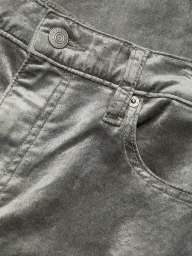 Frame Women's Le Sleek Metallic Velvet Straight-Leg Jeans - Oyster Velvet - Size 31 | Thumbnail 7