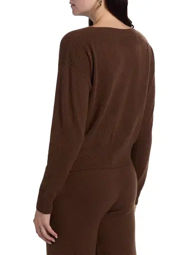 Stellae Dux Women's Cashmere Crop Sweater | Thumbnail 5 Stellae Dux Women's Cashmere Crop Sweater | Thumbnail 5