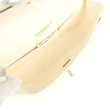 Chanel Pre-owned Chanel Medium Classic Double Flap White Caviar Light Gold Hardware | Thumbnail 9 Chanel Pre-owned Chanel Medium Classic Double Flap White Caviar Light Gold Hardware | Thumbnail 9