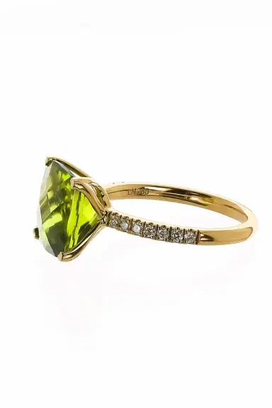 LISA NIK Diamond Peridot Cushion Ring | Thumbnail 5