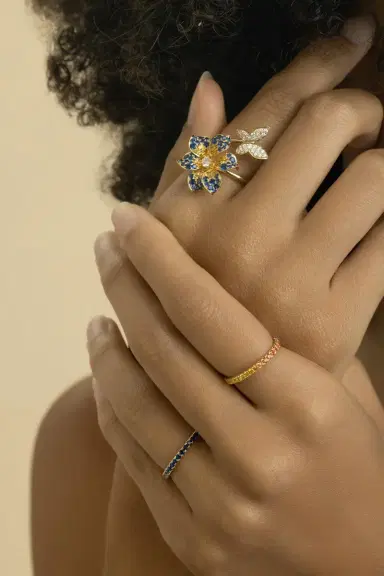 LISA NIK Rainbow Sapphire Skinny Band Ring | Thumbnail 3 LISA NIK Rainbow Sapphire Skinny Band Ring | Thumbnail 3