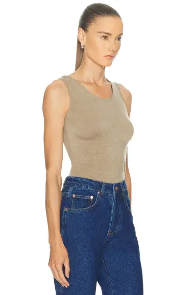 RENGGLI Scoop Neck Tank | Thumbnail 2