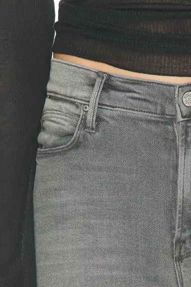 Mother The Doozy Sneak Fray Jeans | Thumbnail 6 Mother The Doozy Sneak Fray Jeans | Thumbnail 6