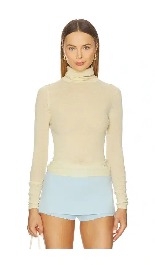 White & Warren Superfine Cashmere Blend Turtleneck Top