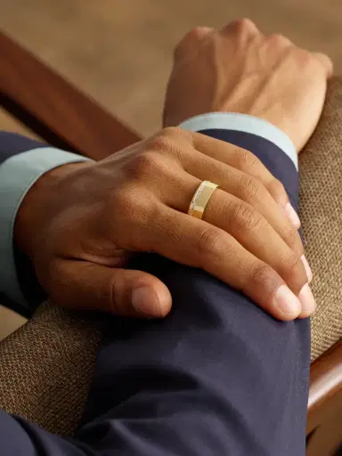 SHAY 18-Karat Gold Diamond Ring - Men | Thumbnail 2 SHAY 18-Karat Gold Diamond Ring - Men | Thumbnail 2