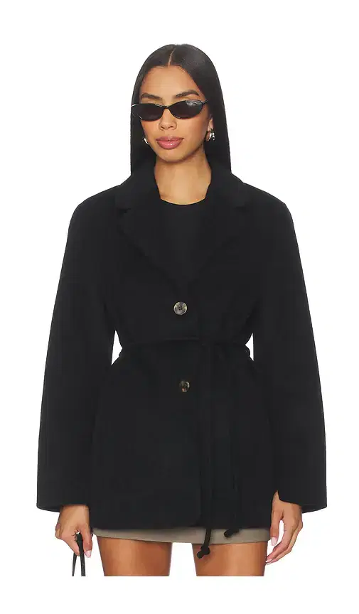 Hellen Blazer