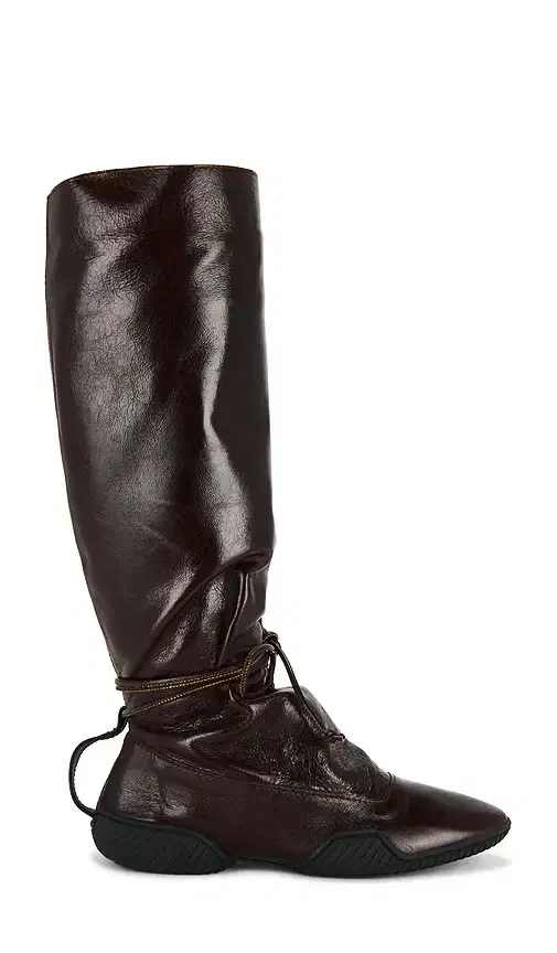 Nikolina Boot