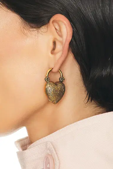 Chloé Heart Earrings | Thumbnail 2 Chloé Heart Earrings | Thumbnail 2