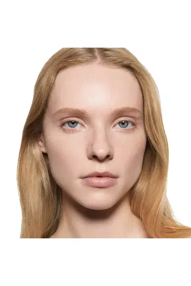 Victoria Beckham Beauty The Foundation Drops With TFC8 | Thumbnail 2 Victoria Beckham Beauty The Foundation Drops With TFC8 | Thumbnail 2