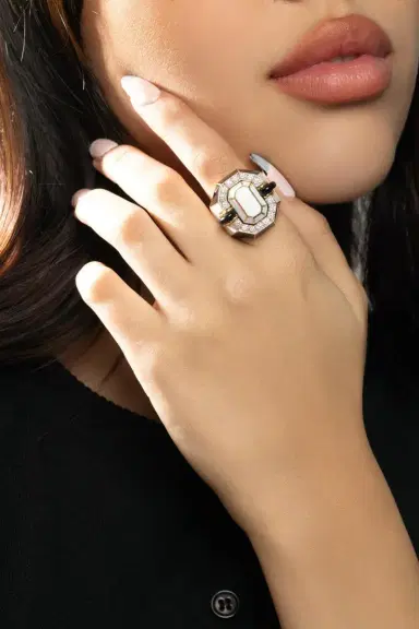 DAVID WEBB Onyx Black White Small Facet Ring | Thumbnail 4