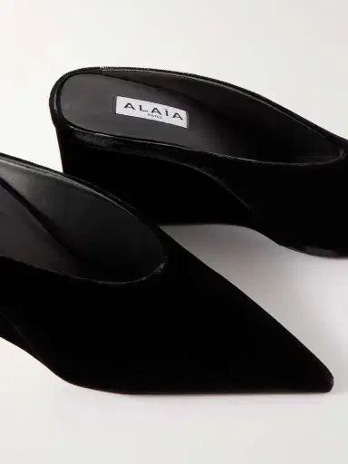 Alaïa 75 Velvet Wedge Mules | Thumbnail 4 Alaïa 75 Velvet Wedge Mules | Thumbnail 4