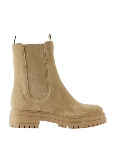 Gianvito Rossi Chester Suede Chelsea Boots | Thumbnail 1 Gianvito Rossi Chester Suede Chelsea Boots | Thumbnail 1