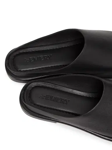 A Emery A. Emery Women's Spencer Leather Mules | Thumbnail 6