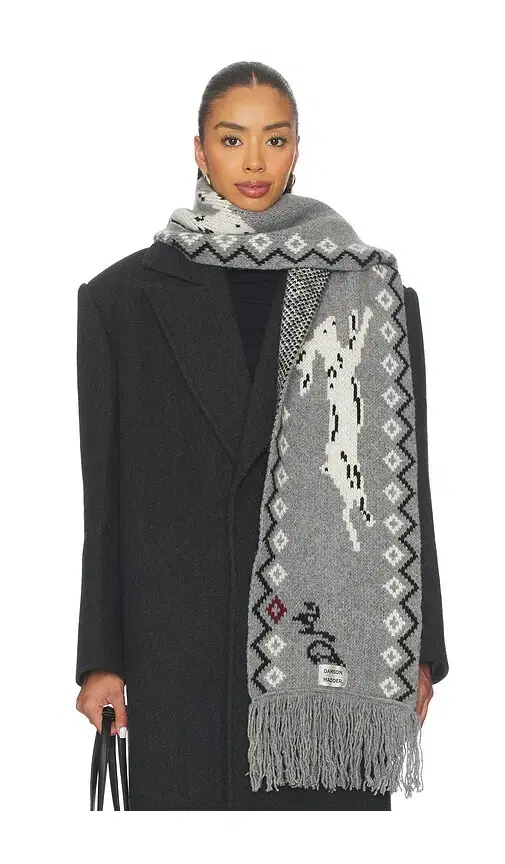 Cecily Scarf