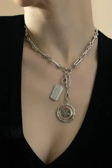 MONICA RICH KOSANN Infinity Classic Link Necklace | Thumbnail 2 MONICA RICH KOSANN Infinity Classic Link Necklace | Thumbnail 2
